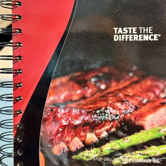TRAEGER EVERYDAY COOKBOOK Wood Pellet Grills Recipes *TASTE THE DIFFERENCE* - Picture 2 of 16